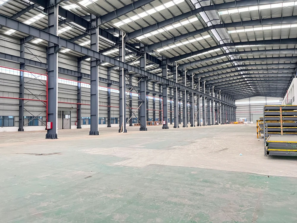 16米高廠房照明優化：專業配置實現高效與安全